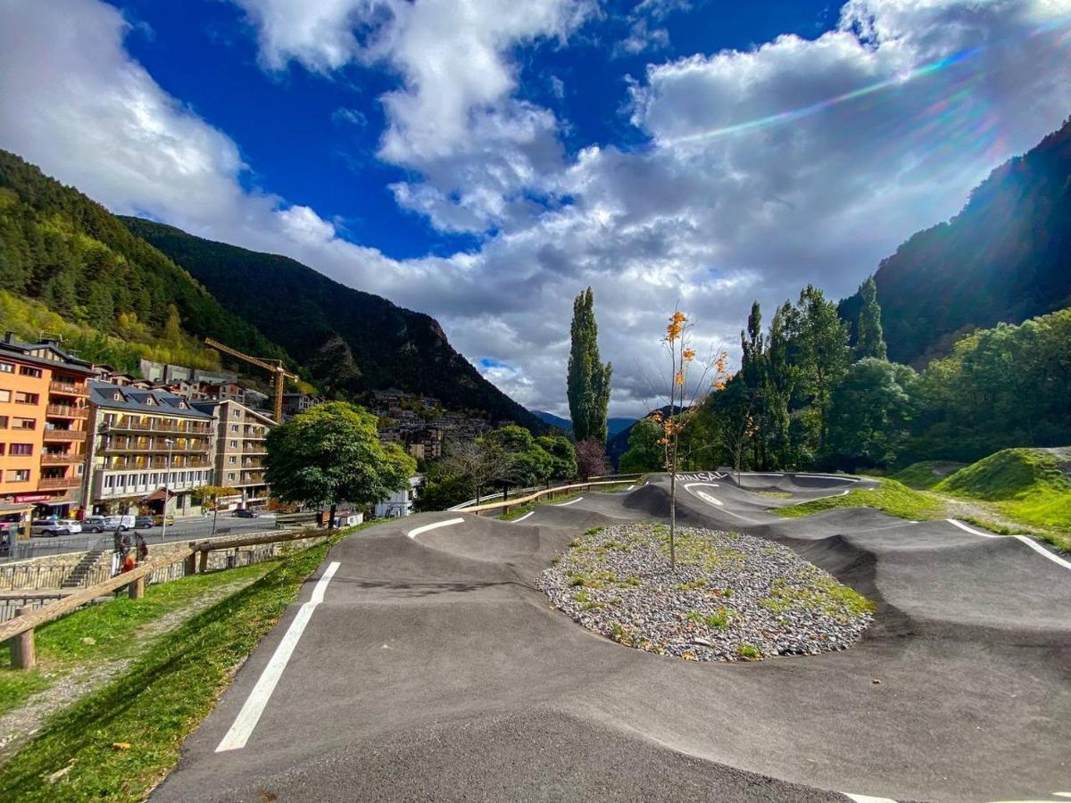 Апартаменты Uenik - Rustico & Moderno En Arinsal - Esqui Mas de Ribafeta Экстерьер фото